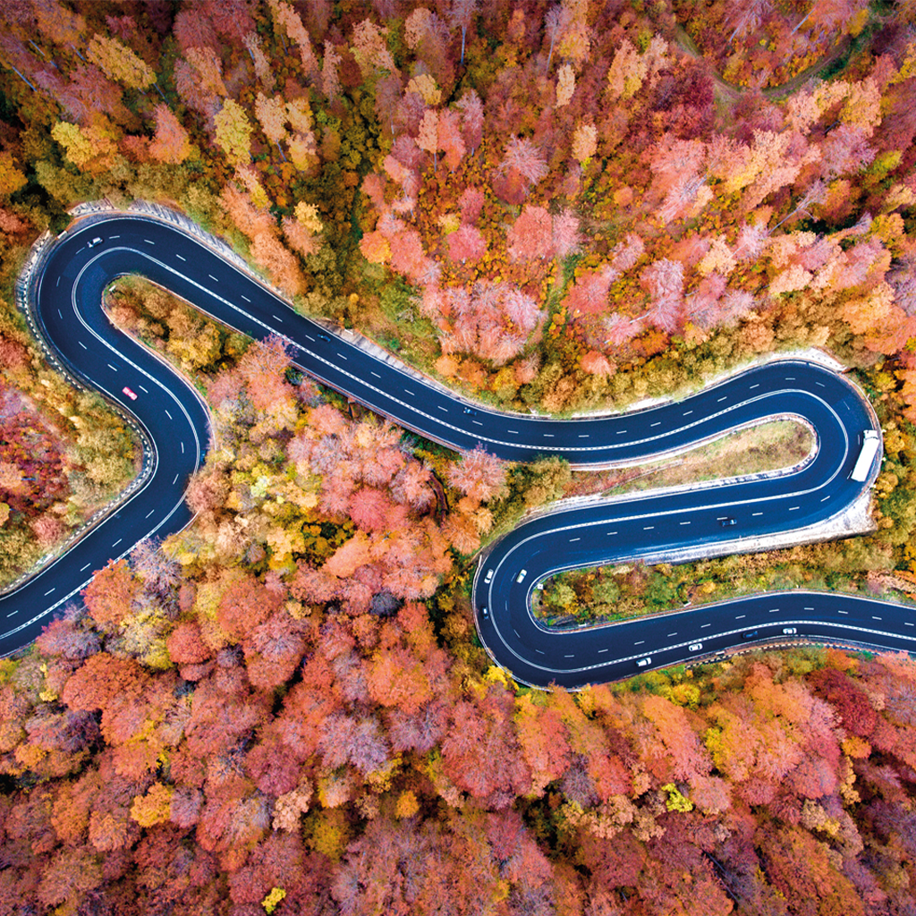 Diseñado para vehículos eléctricos más pesados: optimización de las maniobras en un 6 %* y mejora de la estabilidad en curvas